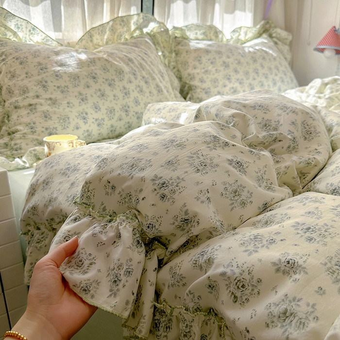 91家纺网 家纺一手货源 找家纺 冕悠家纺 2025新款A类法式花边四件套超柔裸睡级床单被套三件套-风格一+微信提供买家秀 愫月