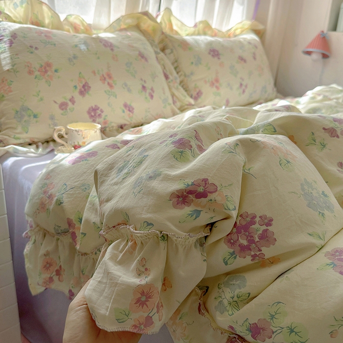 91家纺网 家纺一手货源 找家纺 冕悠家纺 2025新款A类法式花边四件套超柔裸睡级床单被套三件套-风格一+微信提供买家秀 夕颜