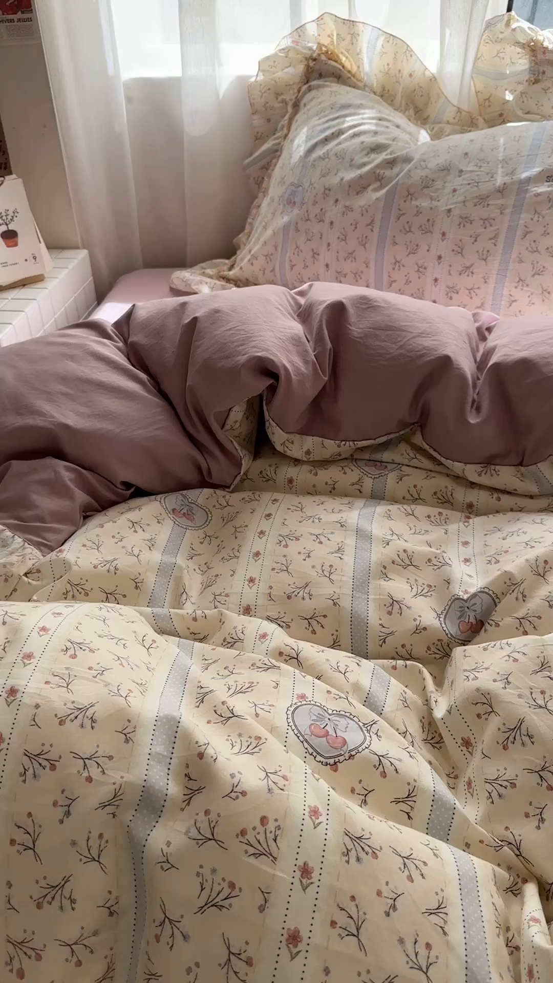 91家纺网 家纺一手货源 找家纺 冕悠家纺 2025新款A类法式花边四件套超柔裸睡级床单被套三件套-风格一+微信提供买家秀 语沁