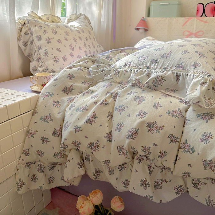 91家纺网 家纺一手货源 找家纺 冕悠家纺 2025新款A类法式花边四件套超柔裸睡级床单被套三件套-风格一+微信提供买家秀 紫苿