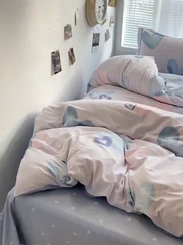 91家纺网 家纺一手货源 找家纺 乐童家纺 2025新款网红直播热款吊边一字绣工艺款四件套 蓝色爱情