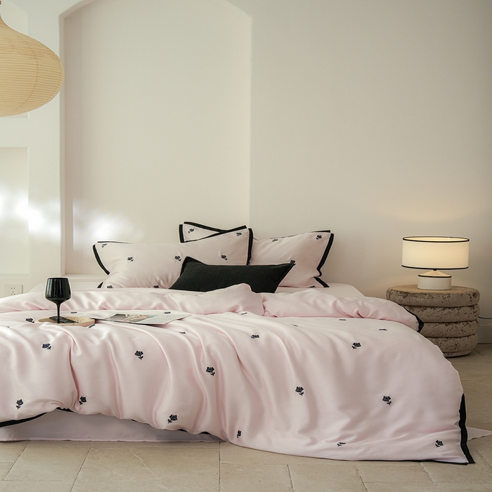 91家纺网 家纺一手货源 找家纺 简纯主义 2025新款香氛玫瑰天丝四件套 香氛玫瑰-粉