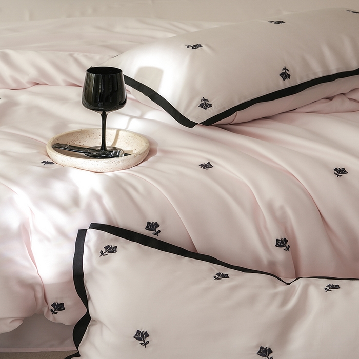 91家纺网 家纺一手货源 找家纺 简纯主义 2025新款香氛玫瑰天丝四件套 香氛玫瑰-粉