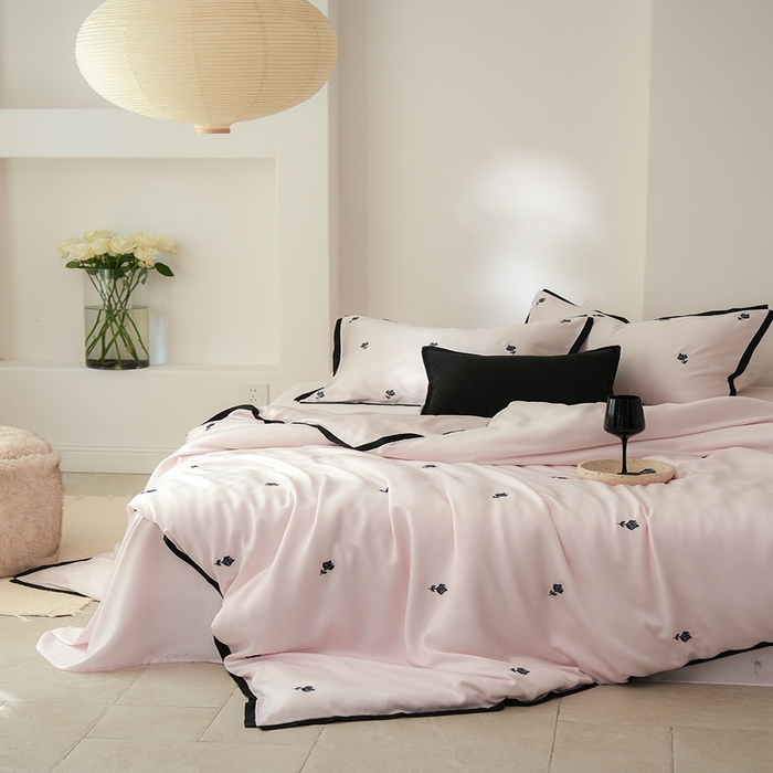 91家纺网 家纺一手货源 找家纺 简纯主义 2025新款香氛玫瑰天丝四件套 香氛玫瑰-粉