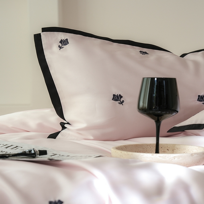 91家纺网 家纺一手货源 找家纺 简纯主义 2025新款香氛玫瑰天丝四件套 香氛玫瑰-粉