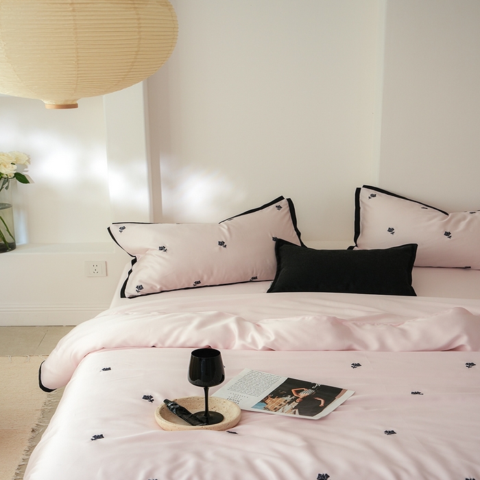 91家纺网 家纺一手货源 找家纺 简纯主义 2025新款香氛玫瑰天丝四件套 香氛玫瑰-粉