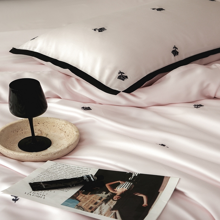 91家纺网 家纺一手货源 找家纺 简纯主义 2025新款香氛玫瑰天丝四件套 香氛玫瑰-粉