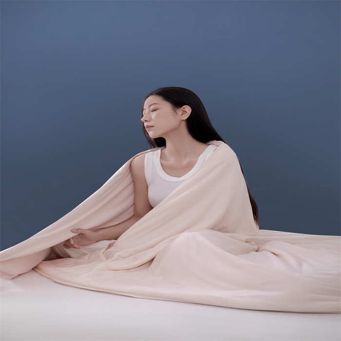 91家纺网 家纺一手货源 找家纺  （总）圣梦莱羽绒家纺 2025亚朵同款PRO2.0锦氨夏凉被30%naia棉冰丝被子被芯（凡质量问题由商家承担）