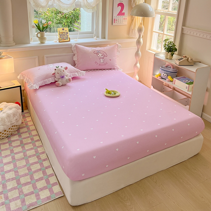 91家纺网 家纺一手货源 找家纺 玉元坊 2025新款三丽鸥白花边被套数码印花大版全棉纯棉卡通三四件套 大版花边-粉兔草莓