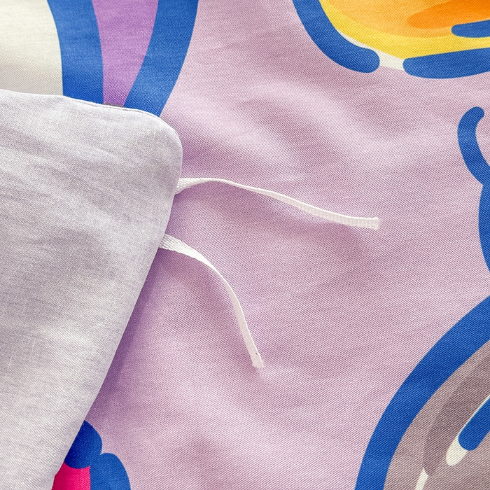 91家纺网 家纺一手货源 找家纺 玉元坊 2025新款三丽鸥白花边被套数码印花大版全棉纯棉卡通三四件套 大版花边-蓝莓库洛米