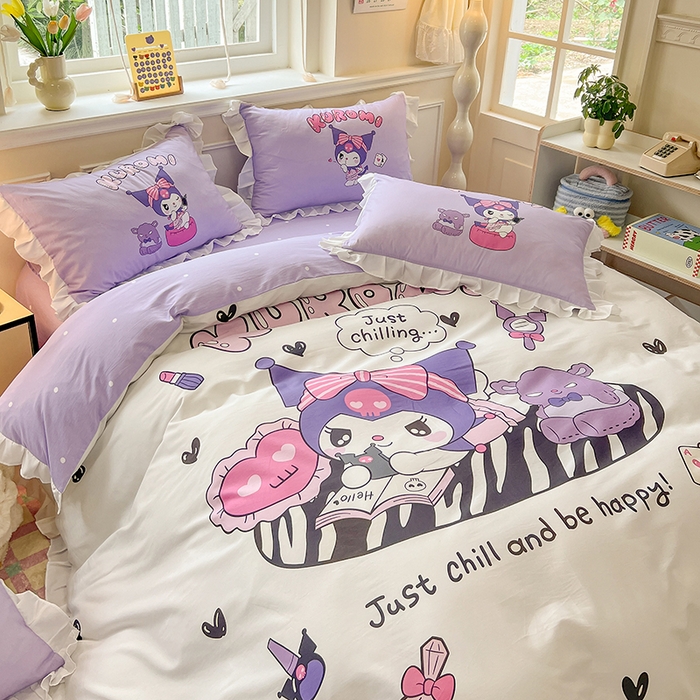 91家纺网 家纺一手货源 找家纺 玉元坊 2025新款三丽鸥白花边被套数码印花大版全棉纯棉卡通三四件套 大版花边-扑克