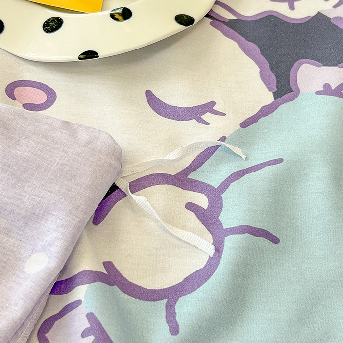 91家纺网 家纺一手货源 找家纺 玉元坊 2025新款三丽鸥白花边被套数码印花大版全棉纯棉卡通三四件套 大版花边-糖果