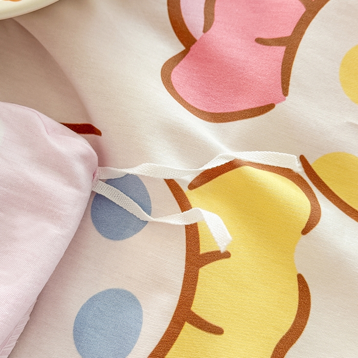 91家纺网 家纺一手货源 找家纺 玉元坊 2025新款三丽鸥白花边被套数码印花大版全棉纯棉卡通三四件套 大版花边-糖果美乐蒂