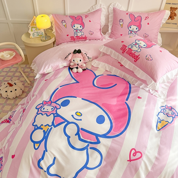 91家纺网 家纺一手货源 找家纺 玉元坊 2025新款三丽鸥白花边被套数码印花大版全棉纯棉卡通三四件套 大版花边-甜筒美乐蒂