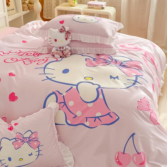 91家纺网 家纺一手货源 找家纺 玉元坊 2025新款三丽鸥白花边被套数码印花大版全棉纯棉卡通三四件套 大版花边-甜心凯蒂