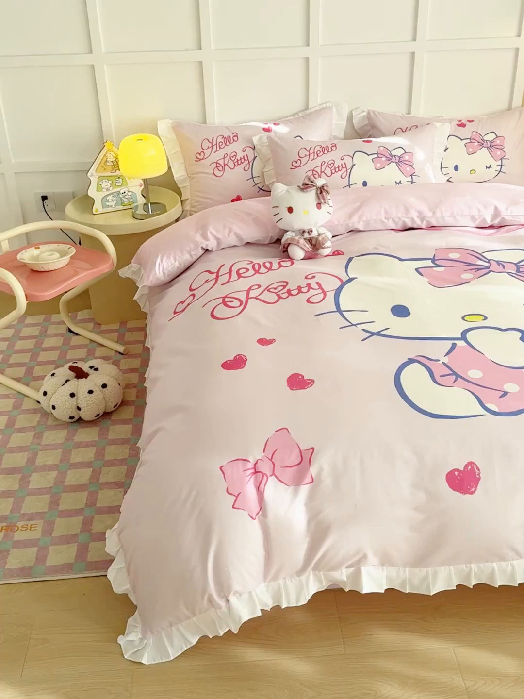 91家纺网 家纺一手货源 找家纺 玉元坊 2025新款三丽鸥白花边被套数码印花大版全棉纯棉卡通三四件套 大版花边-甜心凯蒂