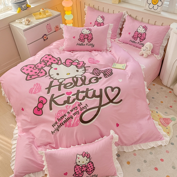 91家纺网 家纺一手货源 找家纺 玉元坊 2025新款三丽鸥白花边被套数码印花大版全棉纯棉卡通三四件套 花边款-凯蒂宝贝