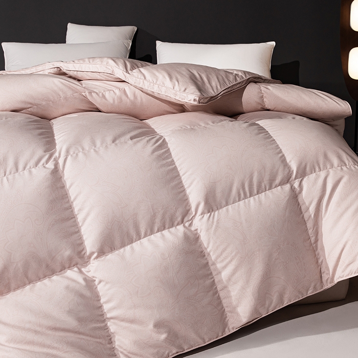 91家纺网 家纺一手货源 找家纺 静若居羽绒被壳 2025新款糯棉印花羽绒被95白鹅绒羽绒被壳送充绒管 锦华豆沙