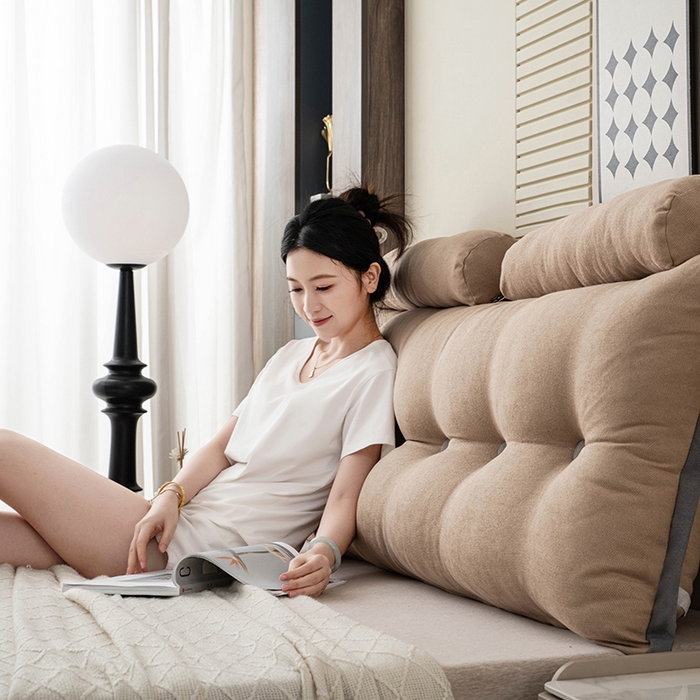 91家纺网 家纺一手货源 找家纺 一兰家纺 2025新款四季通用三角靠垫床头大靠背腰靠沙发靠背可拆洗-希尔系列 希尔-淡雅黄