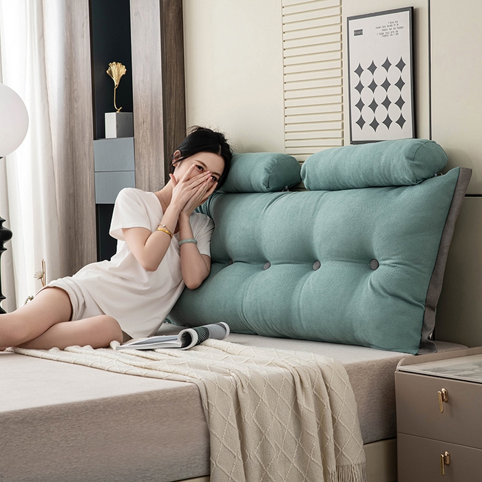 91家纺网 家纺一手货源 找家纺 一兰家纺 2025新款四季通用三角靠垫床头大靠背腰靠沙发靠背可拆洗-希尔系列 希尔-水漾蓝