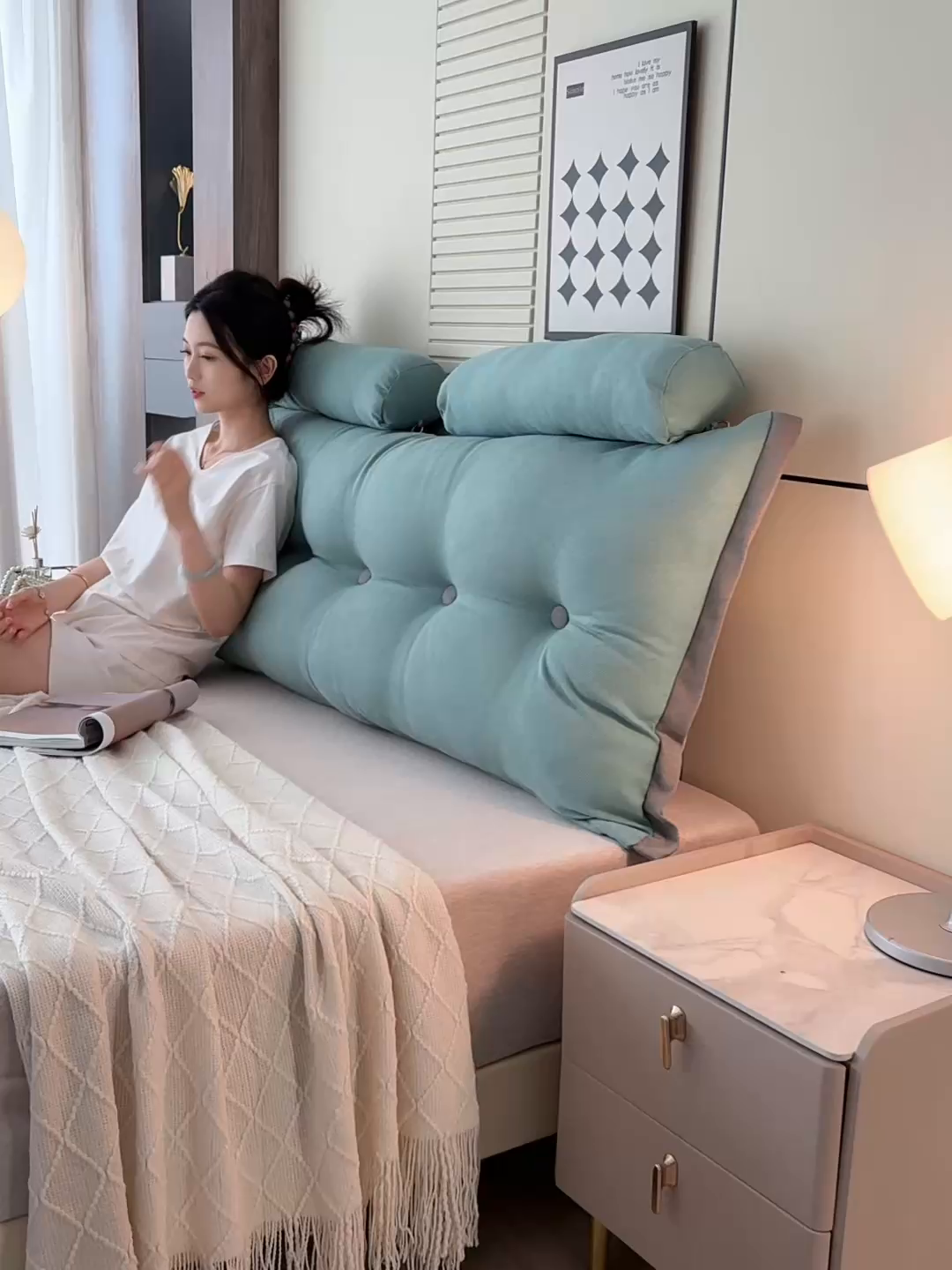 91家纺网 家纺一手货源 找家纺 一兰家纺 2025新款四季通用三角靠垫床头大靠背腰靠沙发靠背可拆洗-希尔系列 希尔-水漾蓝