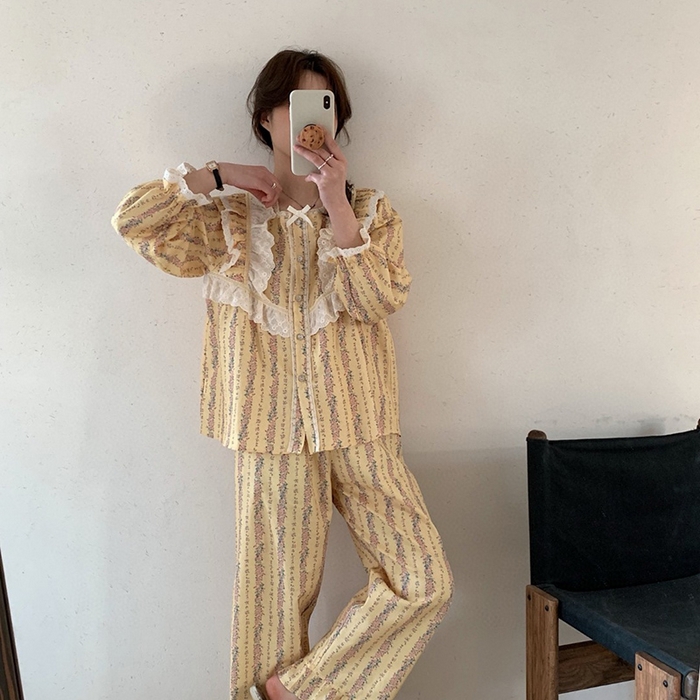 91家纺网 家纺一手货源 找家纺 （总）妍景家居生活馆 2025新款25010 韩系蕾丝花边碎花方领套装