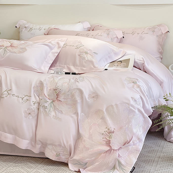 91家纺网 家纺一手货源 找家纺 2025新款轻奢A类长绒棉四件套全棉纯棉全工艺刺绣纯色床单床笠直播爆款床上用品 曼影-颜粉