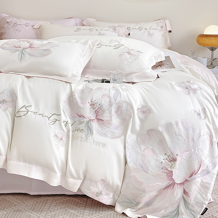 91家纺网 家纺一手货源 找家纺 2025新款轻奢A类长绒棉四件套全棉纯棉全工艺刺绣纯色床单床笠直播爆款床上用品 曼影-白粉