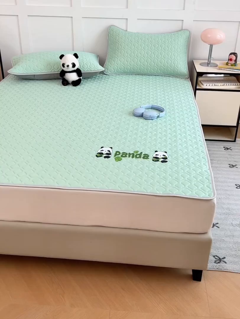 91家纺网 家纺一手货源 找家纺 三盛源 2025新款凉感丝加厚凉席夏季冰丝凉席 床席款-豆绿