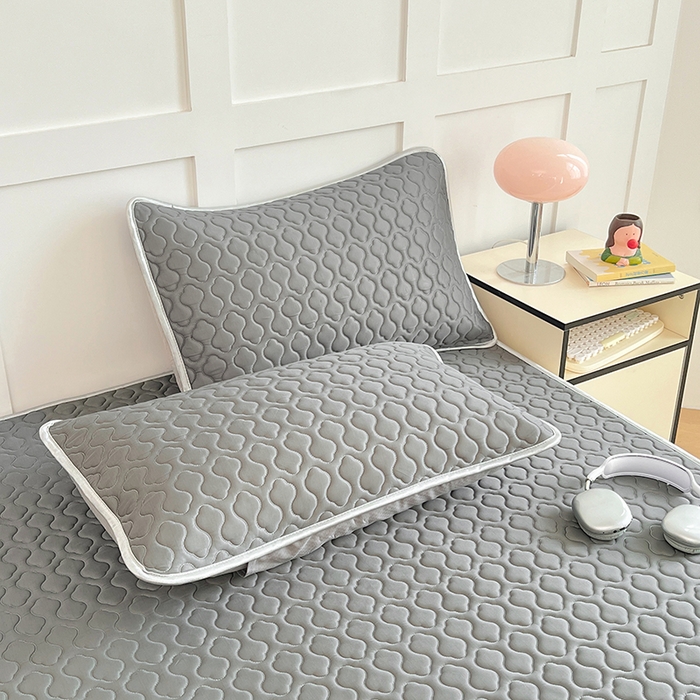 91家纺网 家纺一手货源 找家纺 三盛源 2025新款凉感丝加厚凉席夏季冰丝凉席 床席款-高级灰