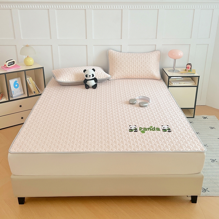 91家纺网 家纺一手货源 找家纺 三盛源 2025新款凉感丝加厚凉席夏季冰丝凉席 床席款-樱花粉