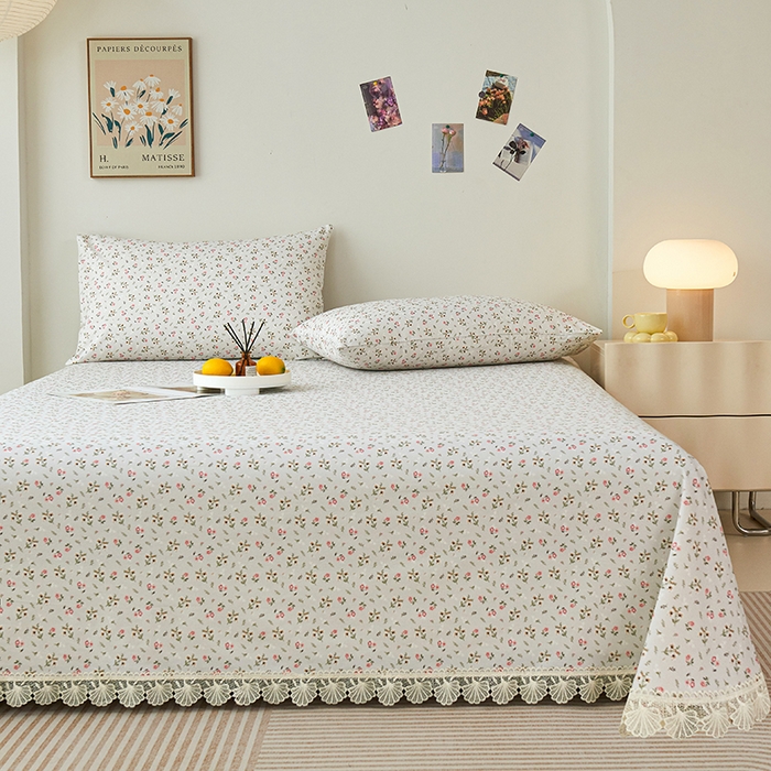 91家纺网 家纺一手货源 找家纺 义博家纺 2025新款纯棉老粗布花边款单床单 锦绣团簇