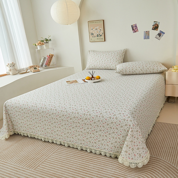 91家纺网 家纺一手货源 找家纺 义博家纺 2025新款纯棉老粗布花边款单床单 锦绣团簇