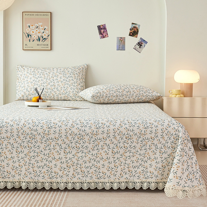 91家纺网 家纺一手货源 找家纺 义博家纺 2025新款纯棉老粗布花边款单床单 细数花语