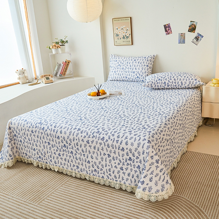 91家纺网 家纺一手货源 找家纺 义博家纺 2025新款纯棉老粗布花边款单床单 恬静花园