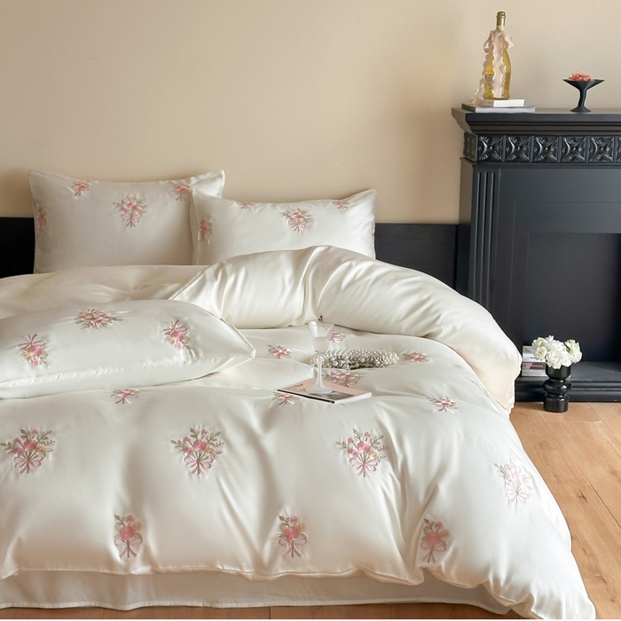 91家纺网 家纺一手货源 找家纺 帝王家纺 2025新款小清新双面水洗天丝刺绣冰丝四件套夏季床单被套-花礼 礼盒包装 白