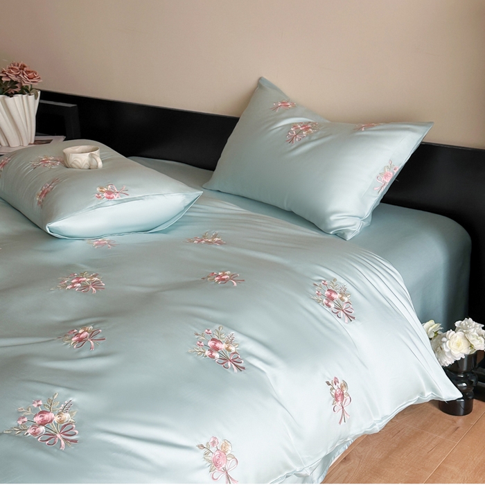 91家纺网 家纺一手货源 找家纺 帝王家纺 2025新款小清新双面水洗天丝刺绣冰丝四件套夏季床单被套-花礼 礼盒包装 青