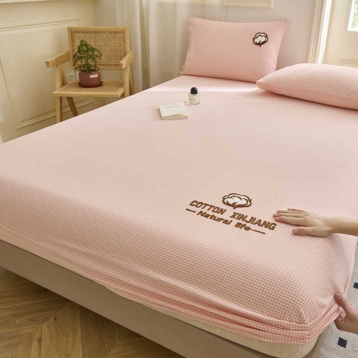 91家纺网 家纺一手货源 找家纺 早晨家纺 2025新款色织纯棉水洗棉毛巾绣床笠 星曜床笠-浅粉