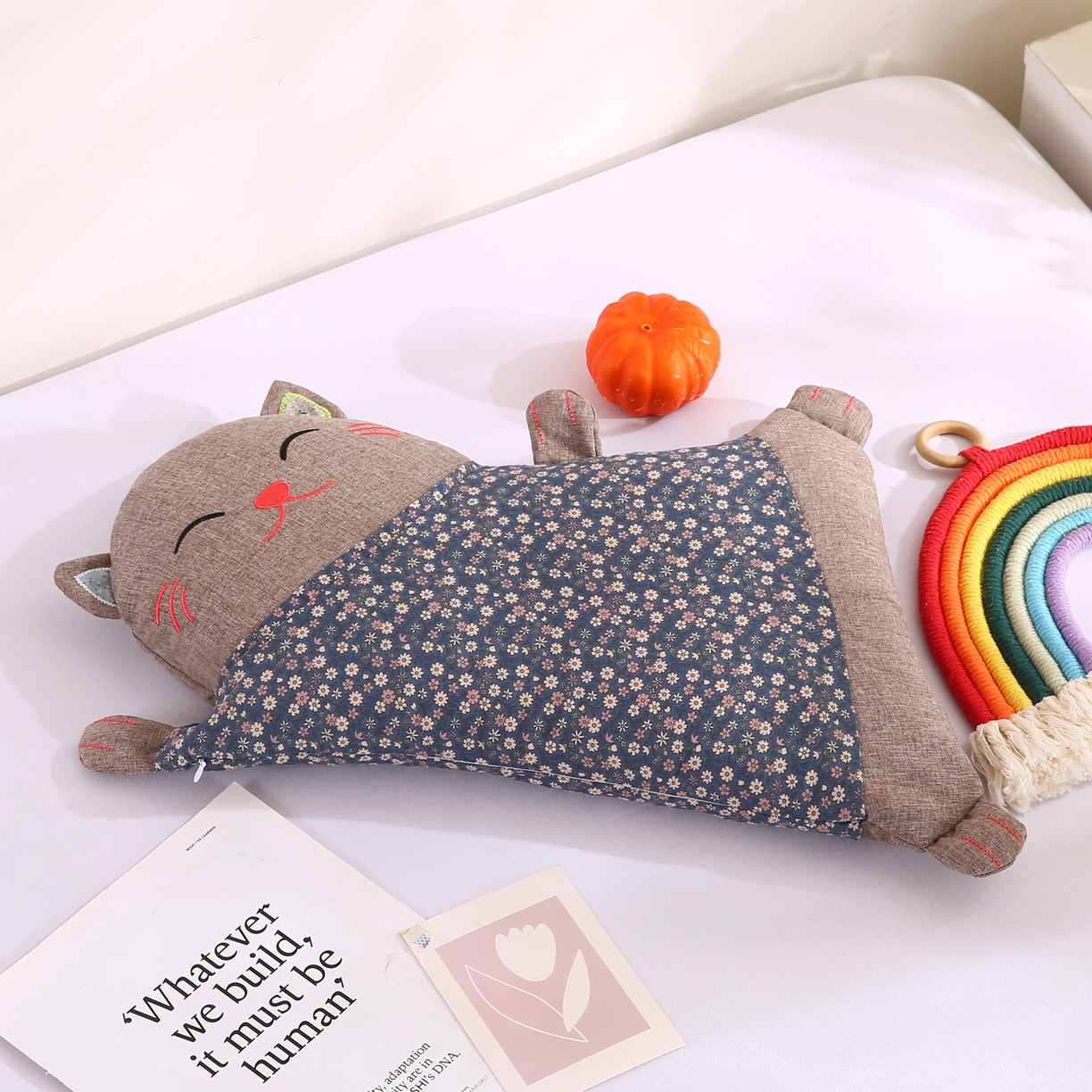 91家纺网 家纺一手货源 找家纺 贤内助家纺 2025新款全棉招财猫荞麦枕枕头枕芯护肩枕保健枕 深蓝 宽33*长50*高8-10/只