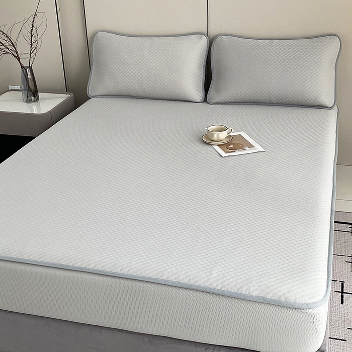 91家纺网 家纺一手货源 找家纺 凌云家纺 2025新款100%锦纶凉席床笠款可水洗冰丝席三明治软席 灰色