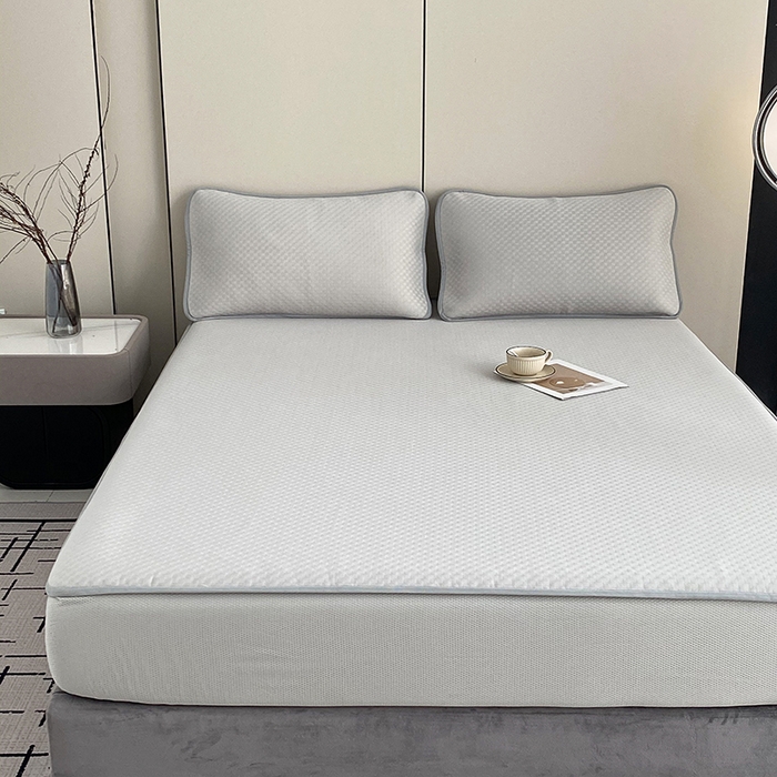 91家纺网 家纺一手货源 找家纺 凌云家纺 2025新款100%锦纶凉席床笠款可水洗冰丝席三明治软席 灰色