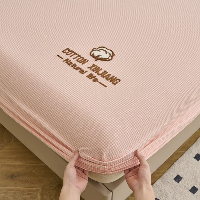 91家纺网 家纺一手货源 找家纺 早晨家纺 2025新款色织纯棉水洗棉毛巾绣床笠 星曜床笠-浅粉