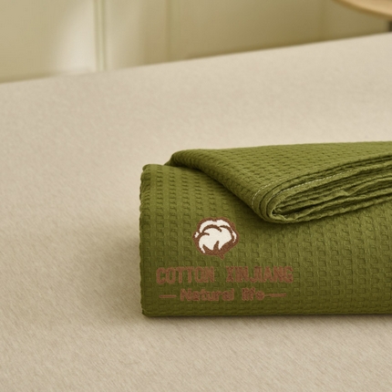 91家纺网 家纺一手货源 找家纺 早晨家纺 2025新款纯棉华夫格床单 纯棉华夫格床单-橄榄绿