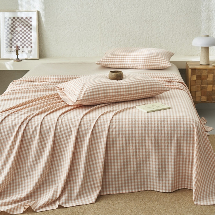 91家纺网 家纺一手货源 找家纺 早晨家纺 2025新款色织纯棉水洗棉床单 粉小格