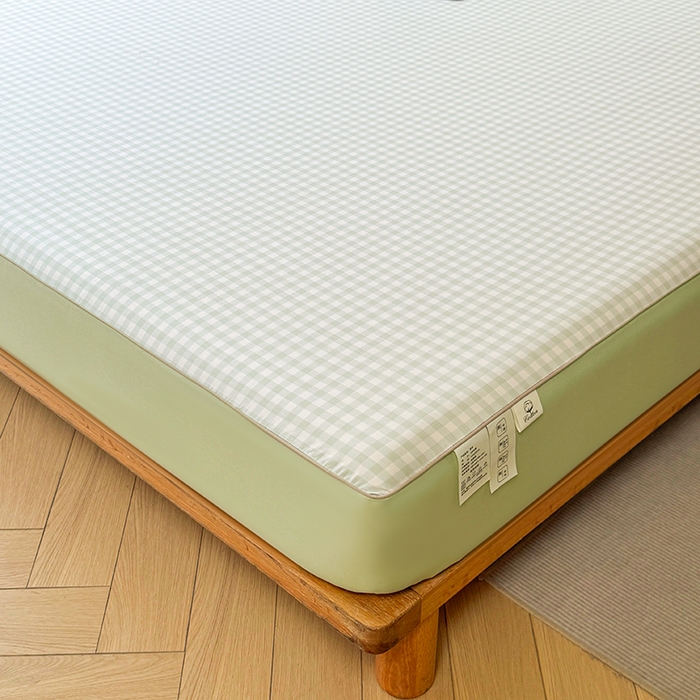 91家纺网 家纺一手货源 找家纺 笠裙家纺 2025新款进口凉感莱赛尔天丝床笠套三件套 美格绿