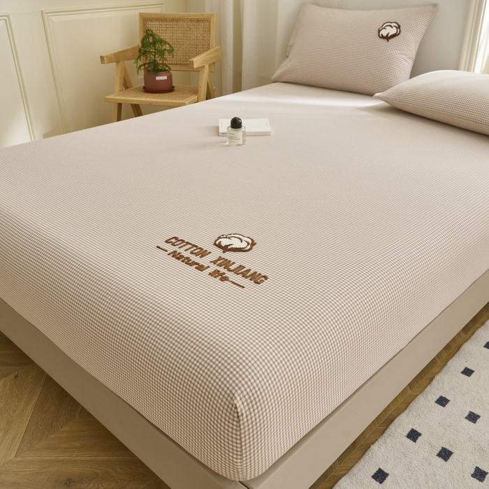 91家纺网 家纺一手货源 找家纺 早晨家纺 2025新款色织纯棉水洗棉毛巾绣床笠 星曜床笠-米咖