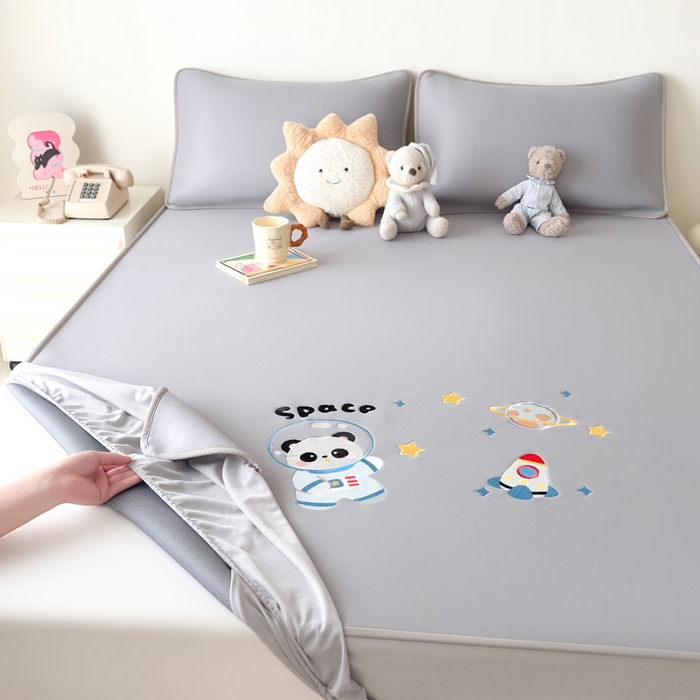 91家纺网 家纺一手货源 找家纺 九花鹿 2025新款凉感PE卡通冰丝席-床笠款 床笠款-宇航员