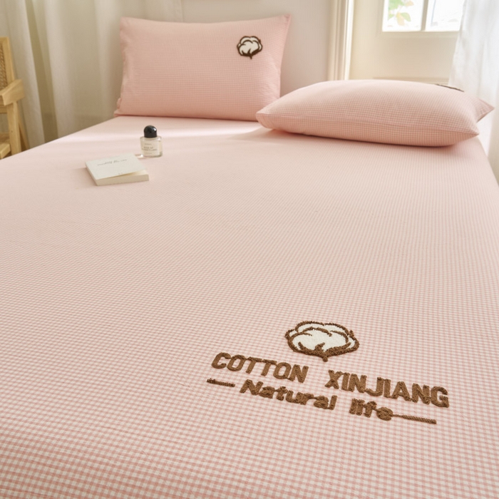 91家纺网 家纺一手货源 找家纺 早晨家纺 2025新款色织纯棉水洗棉毛巾绣床笠 星曜床笠-浅粉