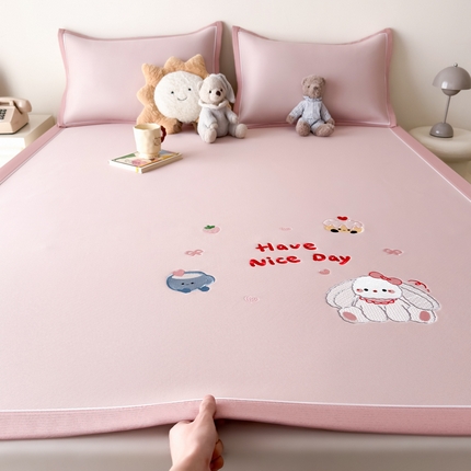 91家纺网 家纺一手货源 找家纺 九花鹿 2025新款凉感PE卡通冰丝席-凉席款 派对小兔