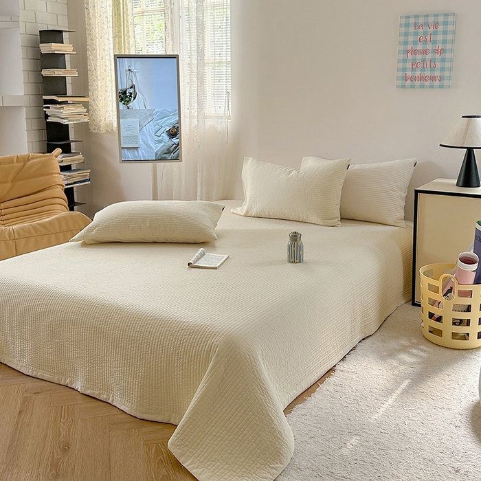 91家纺网 家纺一手货源 找家纺 期遇家居 2025新款60支床盖极简直条绗缝韩国砂洗染色双面全棉纯棉床盖 极简砂洗黄